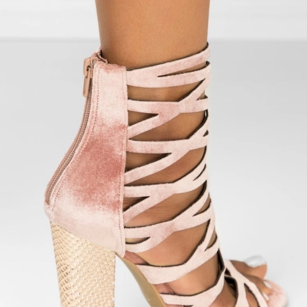 Caged heels - Picture 2 of 8